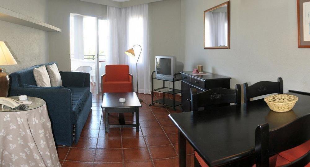 Apartamentos Hg Cristian Sur Los Cristianos  Εξωτερικό φωτογραφία